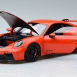 Porsche 911 992 GT3 Orange Norev 1:18 187300 Druckguss - image 2 of 7