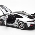 Porsche 911 992 GT3 Weissach Pack GT Silber Metallic Norev 1:18 - image 5 of 8