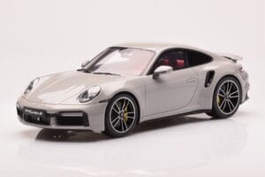 Porsche 911 992 Turbo S Crayon Grau GT Spirit 1:18 GT431