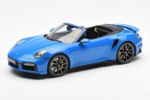 Porsche 911 992 Turbo S Shark Blau GT Spirit 1:18 GT441