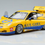 Porsche 911 996 GT3 Cup #88 Macau Winner 2005 AUTOart 1:18 - image 2 of 7