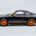 Porsche 911 997 GT3 RS Schwarz AUTOart 1:18 - image 4 of 8