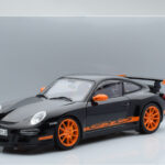 Porsche 911 997 GT3 RS Schwarz AUTOart 1:18 - image 8 of 8