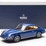 Porsche 911 S 901 Blau Norev 1:18 - image 6 of 6