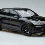 Porsche Cayenne E3 S Coupe Minichamps 1:18 187673 Druckguss - image 4 of 6
