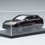 Porsche Cayenne Turbo Coupe Mahagoni Norev 1:18 WAP0213190K Druckguss - image 7 of 8