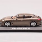 Porsche Panamera 970 4 Beige Metallic Minichamps 1:43