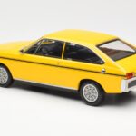 Renault 15 TL Gelb Schwarz Norev 1:18 185351 - image 5 of 6