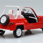 Renault 4L JP4 Rot Otto 1:18 - image 2 of 6