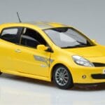 Renault Clio RS Mk3 F1 Team Norev 1:18 185236 Druckguss - image 5 of 7
