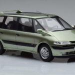 Renault Espace 3 Grün Otto 1:18 - image 4 of 6