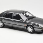Renault 25 V6 Injection Phase 1 Grau Otto 1:18 OT642 - image 4 of 6