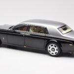 Rolls-Royce Phantom VII EWB Schwarz und Silber Kyosho 1:18 08841BKS - image 7 of 8