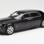Rolls-Royce Phantom VII EWB Diamond Schwarz Kyosho 1:18 08841DBK2