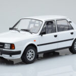 Skoda 130 L Weiß IXO 1:18