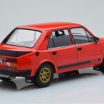 Skoda 130 LR Rot IXO 1:18 - image 2 of 6