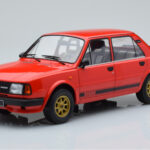 Skoda 130 LR Rot IXO 1:18