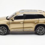 Skoda Kodiaq Gold FAW 1:18 ZSX000001GOL - image 4 of 8