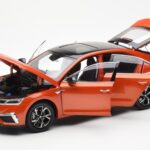 Skoda Octavia Pro Orange FAW 1:18 ZMR000006ORA - image 2 of 8
