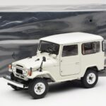 Toyota Land Cruiser FJ40 Van Weiß Kyosho 1:18 08971W - image 8 of 8