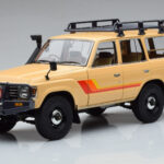 Toyota Land Cruiser 60 Beige Mit Optionalem Zubehör Kyosho 1:18
