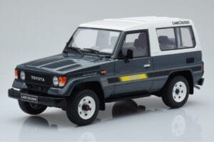 Toyota Land Cruiser LJ73 Grau Otto 1:18 OT437
