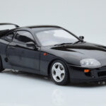 Toyota Supra A80 Schwarz LCD 1:18 - image 4 of 7