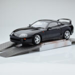 Toyota Supra A80 Schwarz LCD 1:18 - image 5 of 7