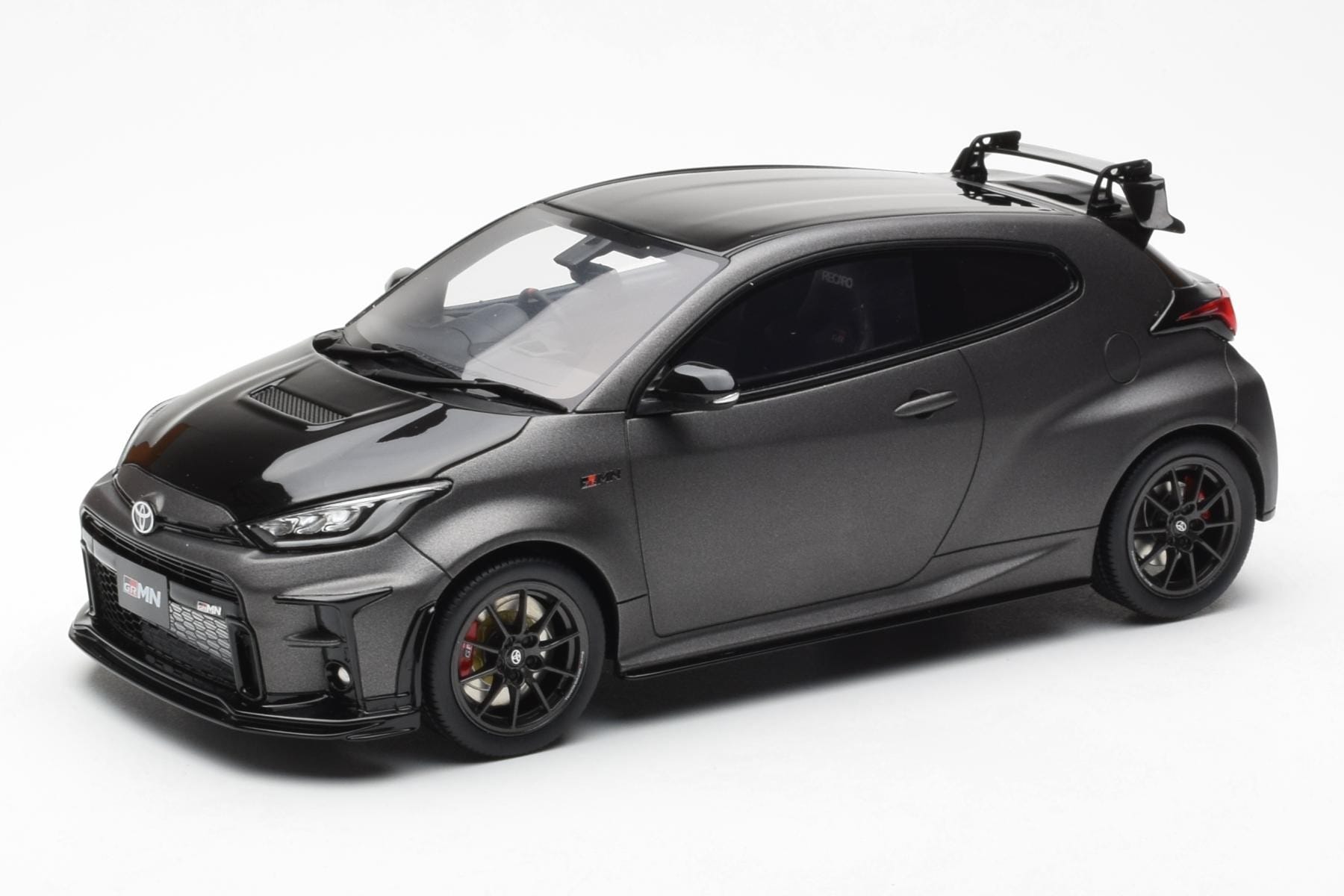 Toyota GR Yaris Circuit Package Schwarz Otto 1:18 OT1046 Druckguss
