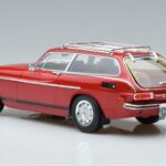 Volvo 1800 ES Rot Norev 1:18 188723 Druckguss - image 6 of 7