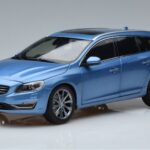 Volvo V60 D3 Power Blau FAW 1:18 9430839 Druckguss