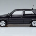 Volkswagen Golf GTI Mk2 Fire and Ice Lila Norev 1:18 - image 4 of 7