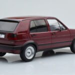 Volkswagen Golf GTI Mk2 Rot MCG 1:18 - image 2 of 6