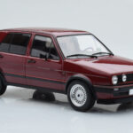 Volkswagen Golf GTI Mk2 Rot MCG 1:18 - image 4 of 6