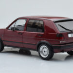 Volkswagen Golf GTI Mk2 Rot MCG 1:18 - image 5 of 6