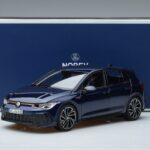 Volkswagen Golf GTI Mk8 Blau Norev 1:18 188594 Druckguss - image 7 of 7
