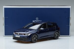 Volkswagen Golf GTI Mk8 Blau Norev 1:18 188594 Druckguss — Bild 7 von 7