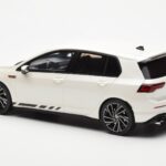Volkswagen Golf GTI Mk8 Clubsport Weiß Otto 1:18 OT986 - image 5 of 6