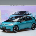 Volkswagen ID.3 Grün FAW 1:18 ZVN000001GRU Druckguss - image 7 of 7