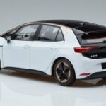 Volkswagen ID.3 Weiß FAW 1:18 ZVN000001WEI Druckguss - image 6 of 7