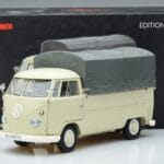 Volkswagen T1b Pickup Schuco 1:18 450037000 Druckguss - image 7 of 7