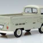Volkswagen T2a Pickup 50. Jubiläumsedition Schuco 1:18 450019800 Druckguss - image 3 of 7