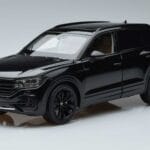 Volkswagen Touareg CR Schwarz FAW 1:18 LTC761021BLA Druckguss