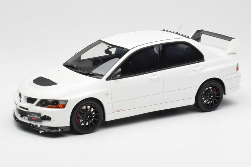 Mitsubishi Lancer Evo VIII MR FQ-400 Weiß Otto 1:18