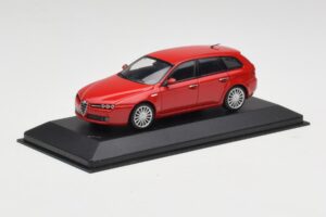 Alfa Romeo 159 Sportwagon Alfa Rot Minichamps 1:43 400120511 Druckguss — Bild 2 von 4