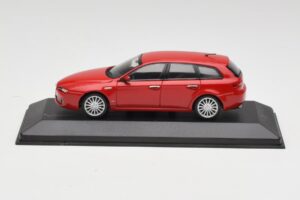 Alfa Romeo 159 Sportwagon Alfa Rot Minichamps 1:43 400120511 Druckguss