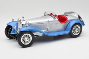 Alfa Romeo 2300 Spider Silberblau Bburago 1:18 3008 Druckguss