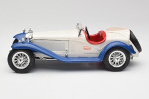 Alfa Romeo 2300 Spider Weiß & Blau Bburago 1:18 3008-M1 Druckguss — Bild 3 von 6