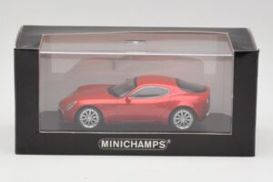 Alfa Romeo 8C Competizione Alfa Rot Minichamps 1:43 403120523 Druckguss — Bild 4 von 4