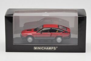 Alfa Romeo Alfetta GTV6 Rot Minichamps 1:43 400120140 Druckguss — Bild 4 von 4